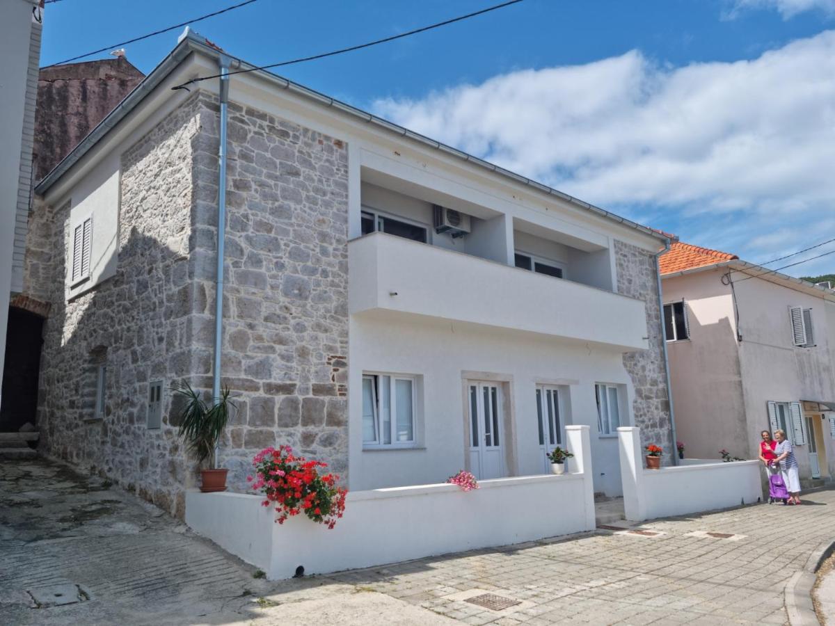 Appartamento Kamena Kuca Pandorovica Kali Esterno foto